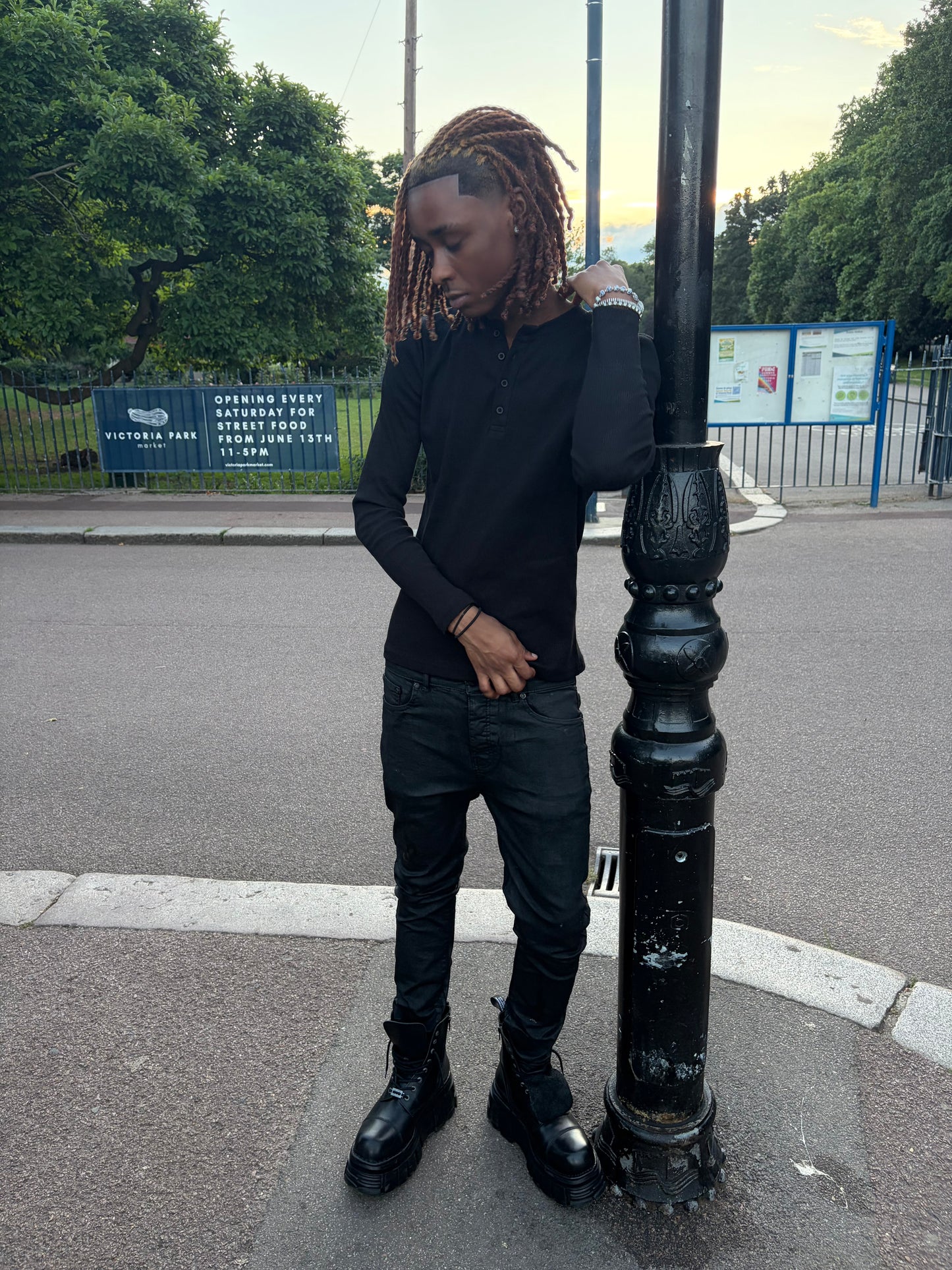 SEIJIN WAXED SKINNY JEANS BLACK